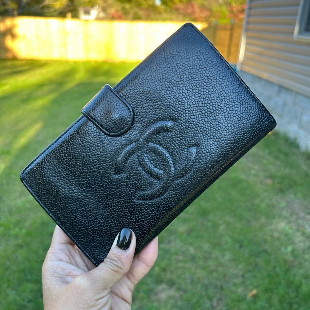 CHANEL CC Caviar Skin Leather Bifold Long Vintage Womens Wallet Black Authentic - Picture 17 of 17